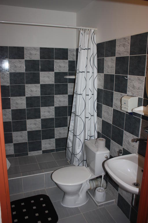 Penzion Jaros Popuvky Habitación foto